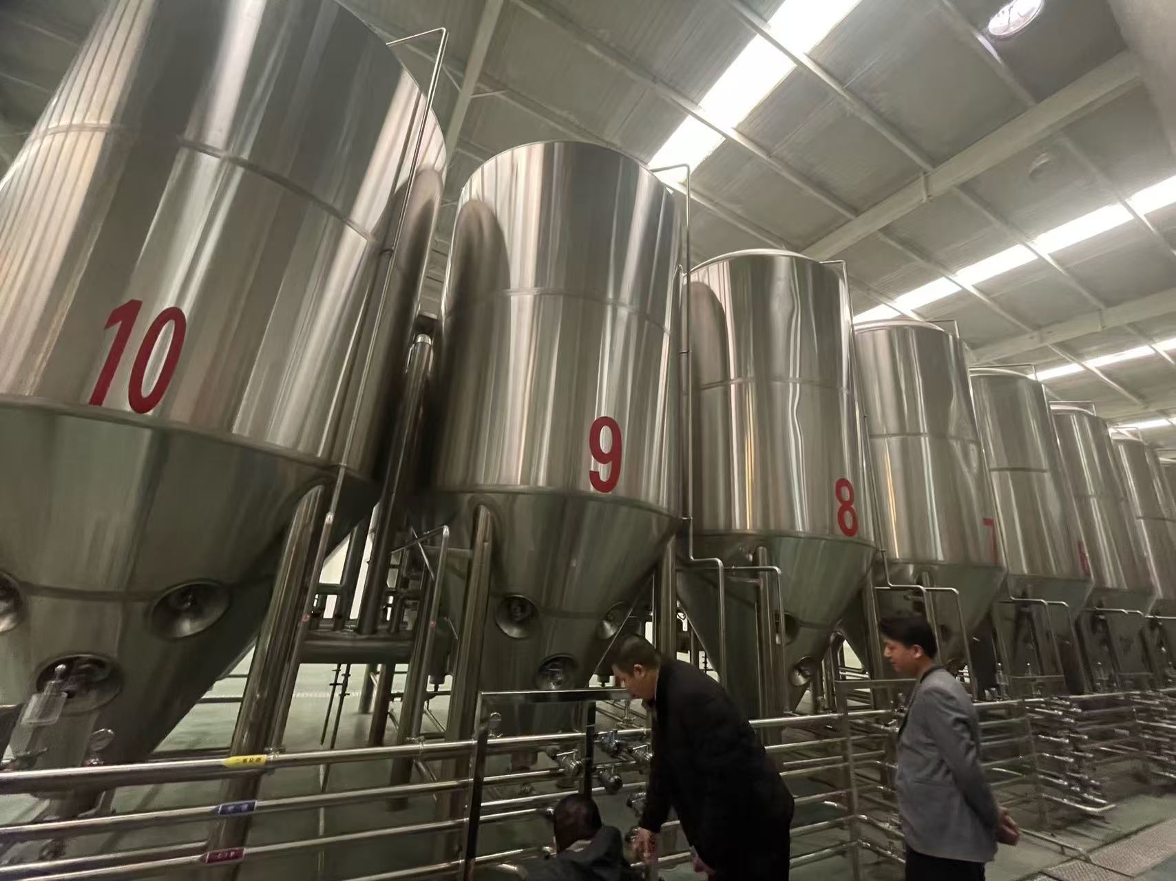 门头沟精酿啤酒设备厂—平面布置、设备设计、制造、调试、培训等一条龙服务
